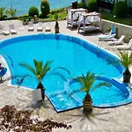 Apartmán под наем 4-стаен с изумителна фронтална гледка море, Sun Coast влас *