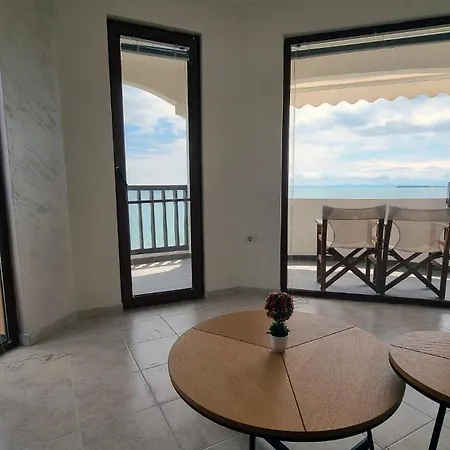 под наем 4-стаен с изумителна фронтална гледка море, Sun Coast влас شقة