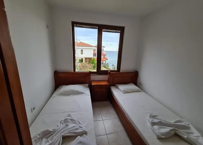 アパート под наем 4-стаен с изумителна фронтална гледка море, Sun Coast влас