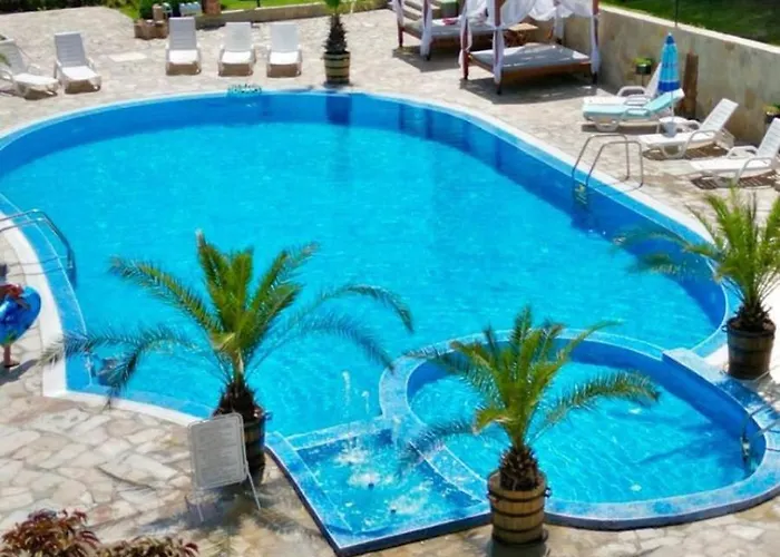 アパート под наем 4-стаен с изумителна фронтална гледка море, Sun Coast влас *