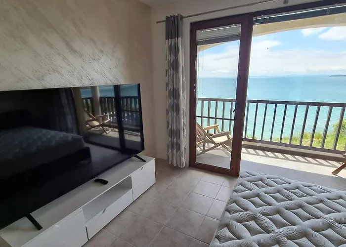 アパート под наем 4-стаен с изумителна фронтална гледка море, Sun Coast влас *