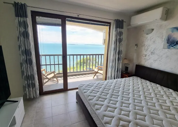 アパート под наем 4-стаен с изумителна фронтална гледка море, Sun Coast влас スヴェティ・ヴラス