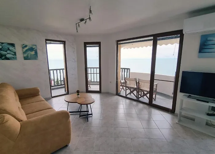 アパート под наем 4-стаен с изумителна фронтална гледка море, Sun Coast влас *